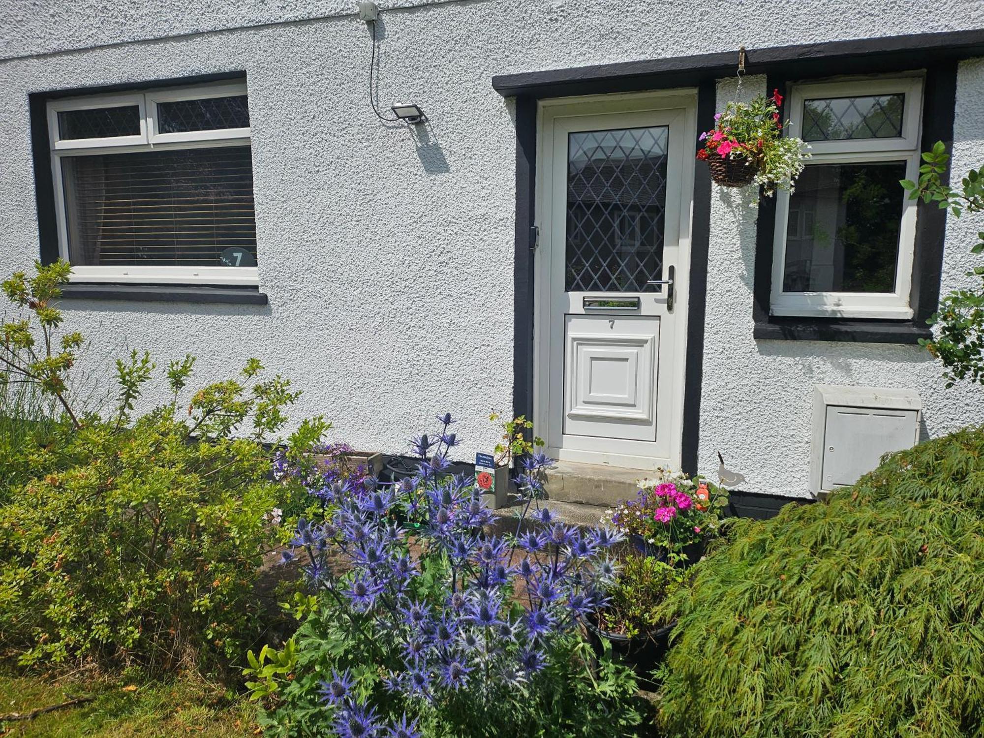 Spacious 2 Bedroom House On The Edge Of